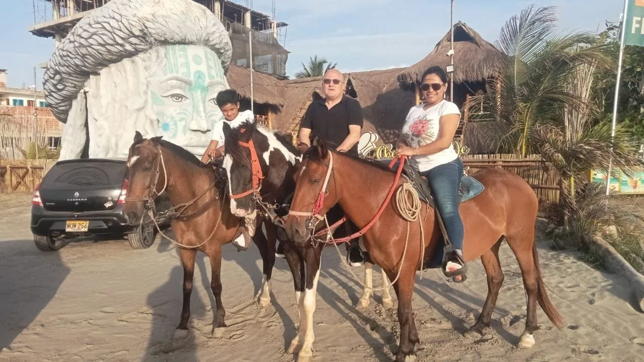 Cabalgata por la playa de La Boquilla en Cartagena